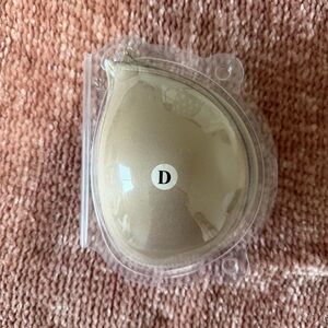 NWT Backless Strapless Self Adhesive Sticky Bra - Size D